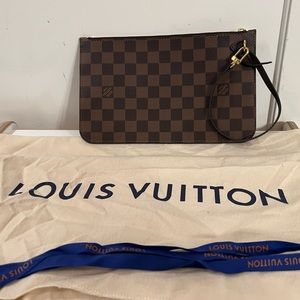 Louis Vuitton Damier Ebone Neverfull Wristlet Pouch